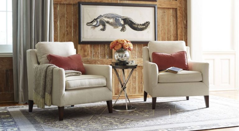 Tips Memilih Desain Furniture Klasik Untuk Ruang Tamu Elegan