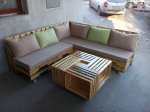 15 Furniture Kayu Palet Ini Bisa Anda Buat Sendiri Di Rumah